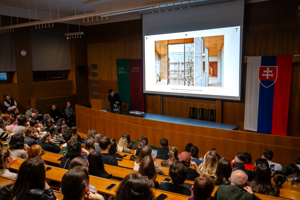 PERIS+TORAL arquitectes